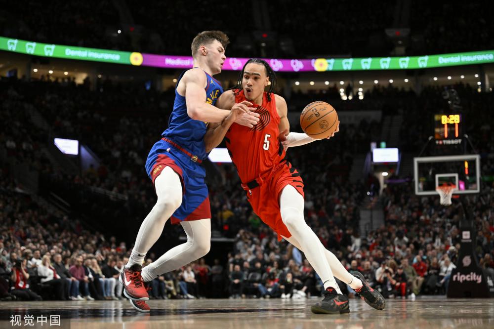 也凸显了 也凸显了