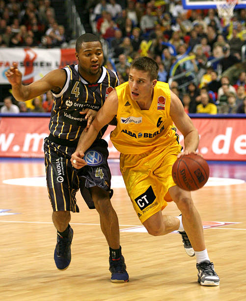 的合同中 的合同中