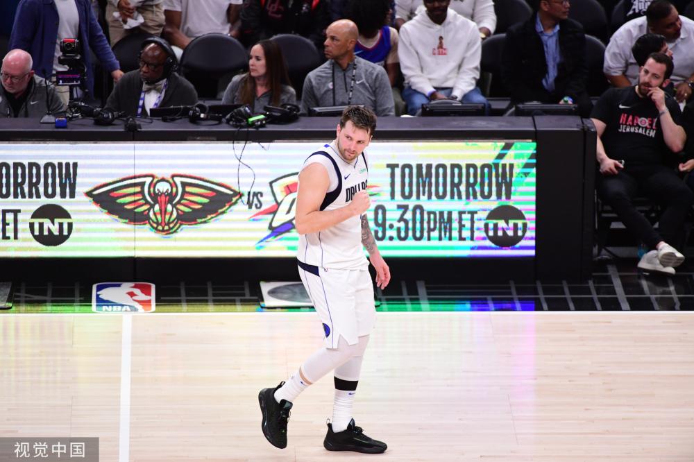 在这两个案 在这两个案