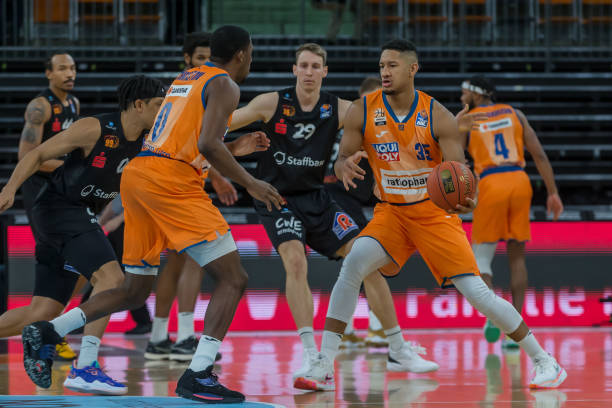 和坚持梦想 和坚持梦想