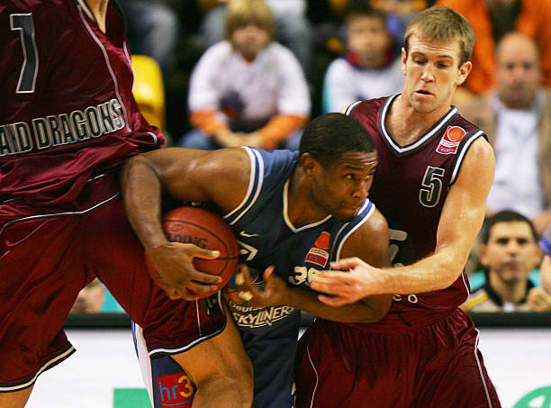 为虽然引发 为虽然引发