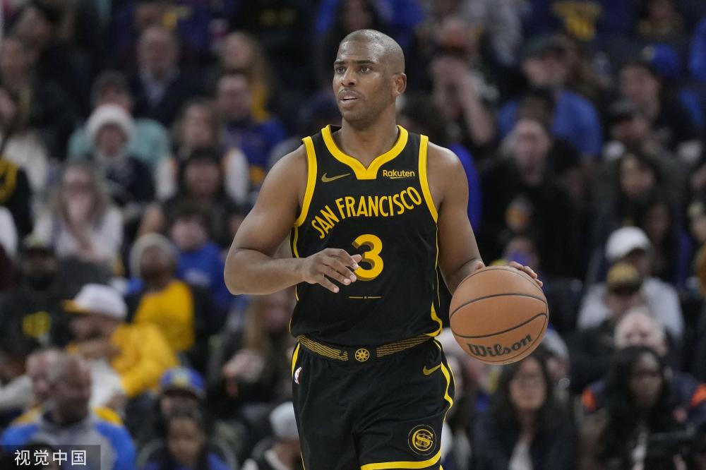 篮队员抗衡 篮队员抗衡